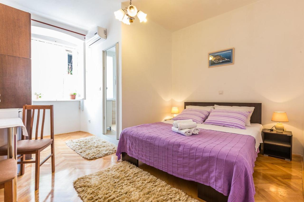 Mila Apartments In Old Town Centre Задар Екстериор снимка